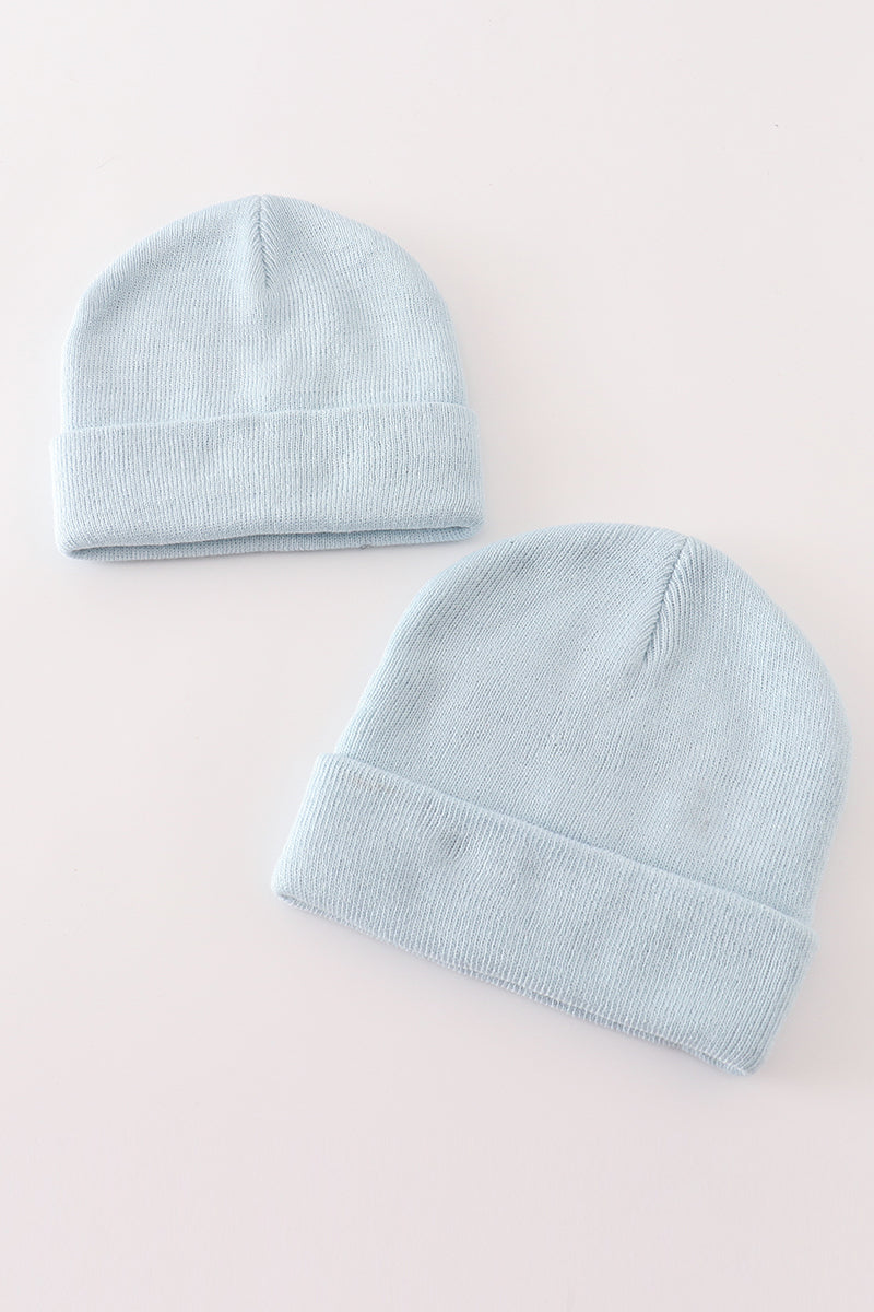 Blue ribbed basic knit beanie hat